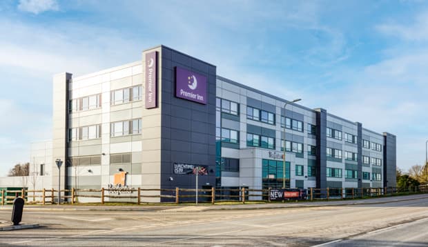 Premier Inn Oxford Kidlington Airport Reactive Bedroom Replacement gallery image 2
